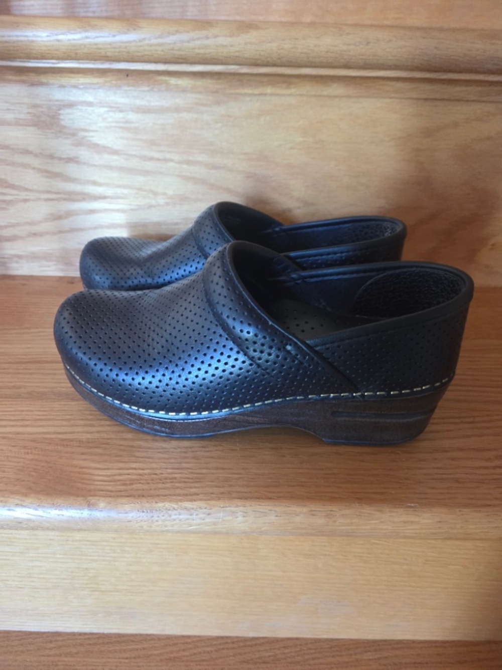 NWOT Dansko Black Professional Clogs in Size 37